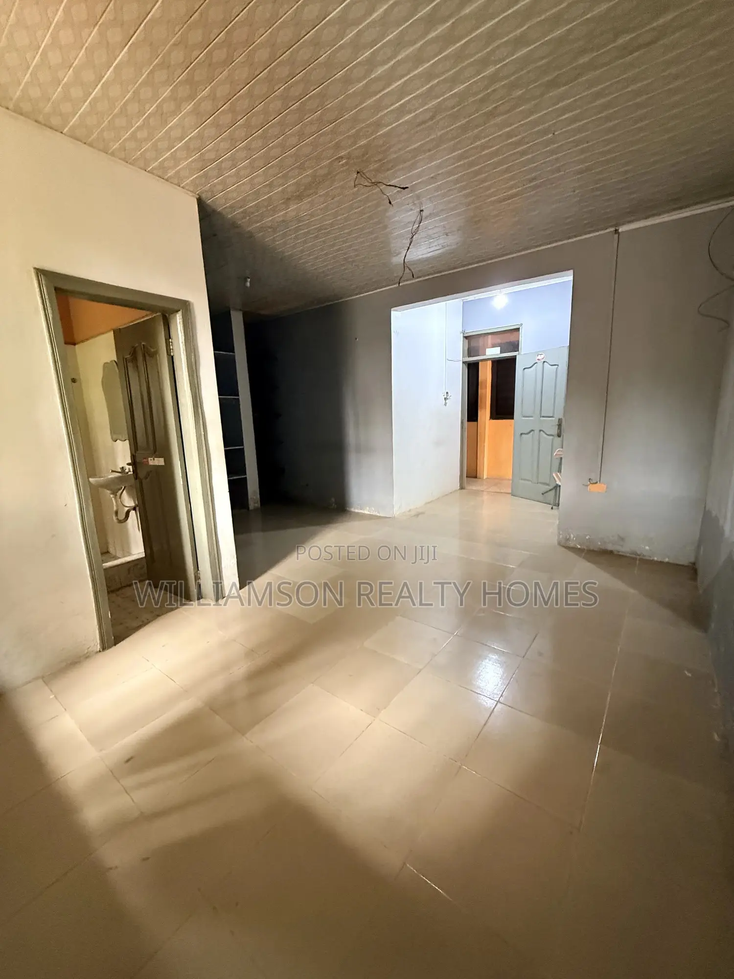 1bdrm Apartment in Community 18 Area, Spintex for rent