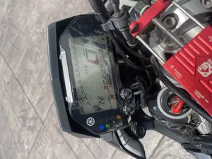 Yamaha 2019 Black