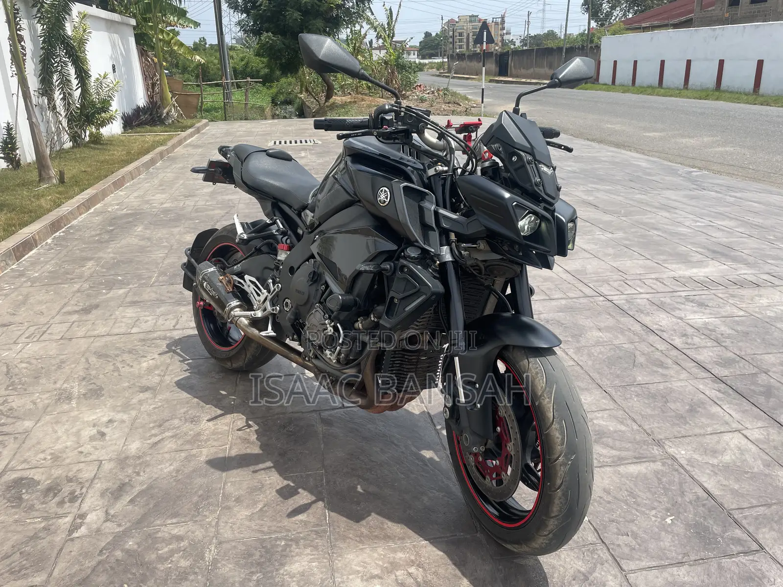Yamaha 2019 Black