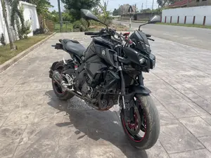 Yamaha 2019 Black