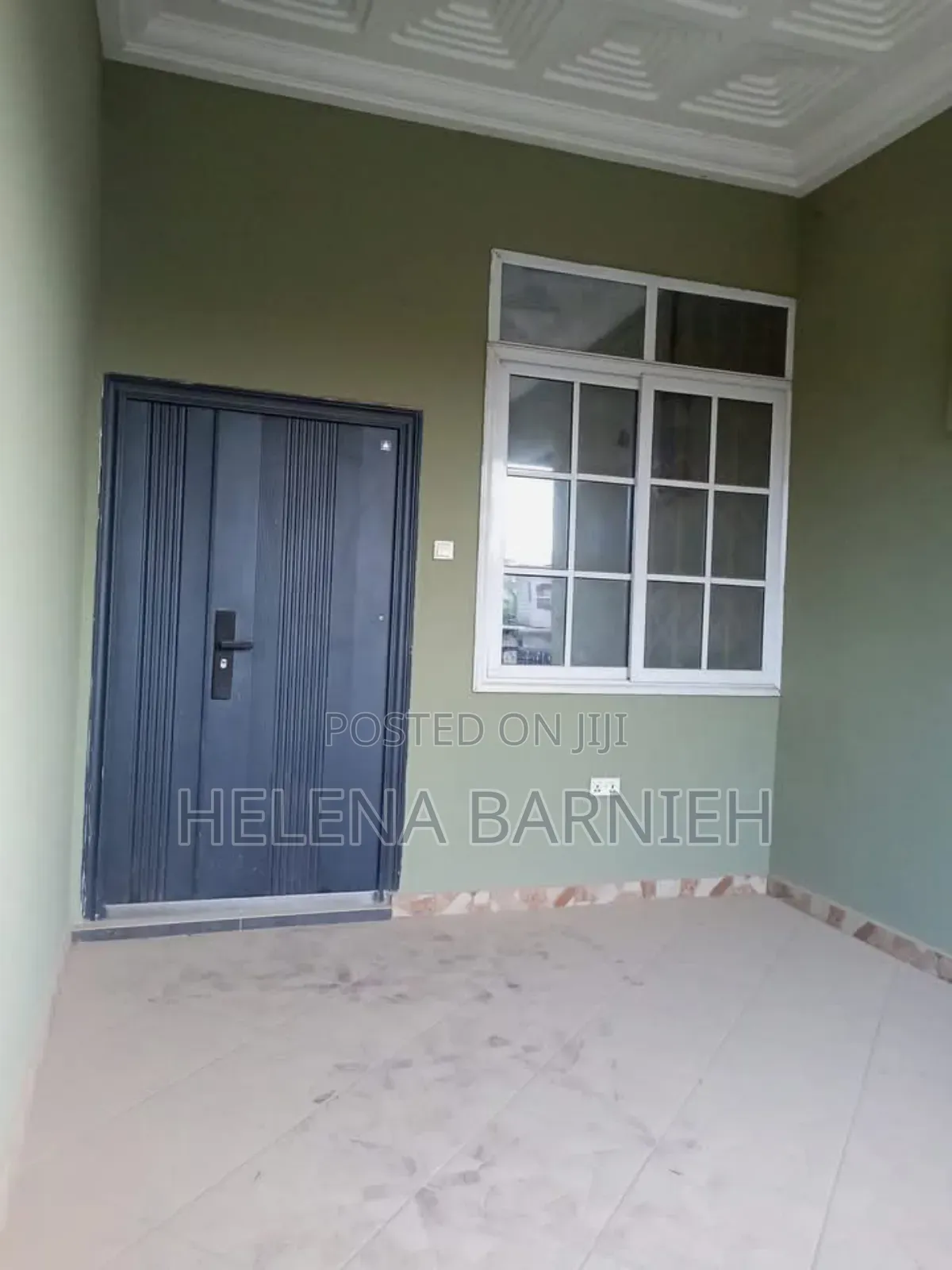 2bdrm Apartment in Helena Estate Agency, The Mall for rent