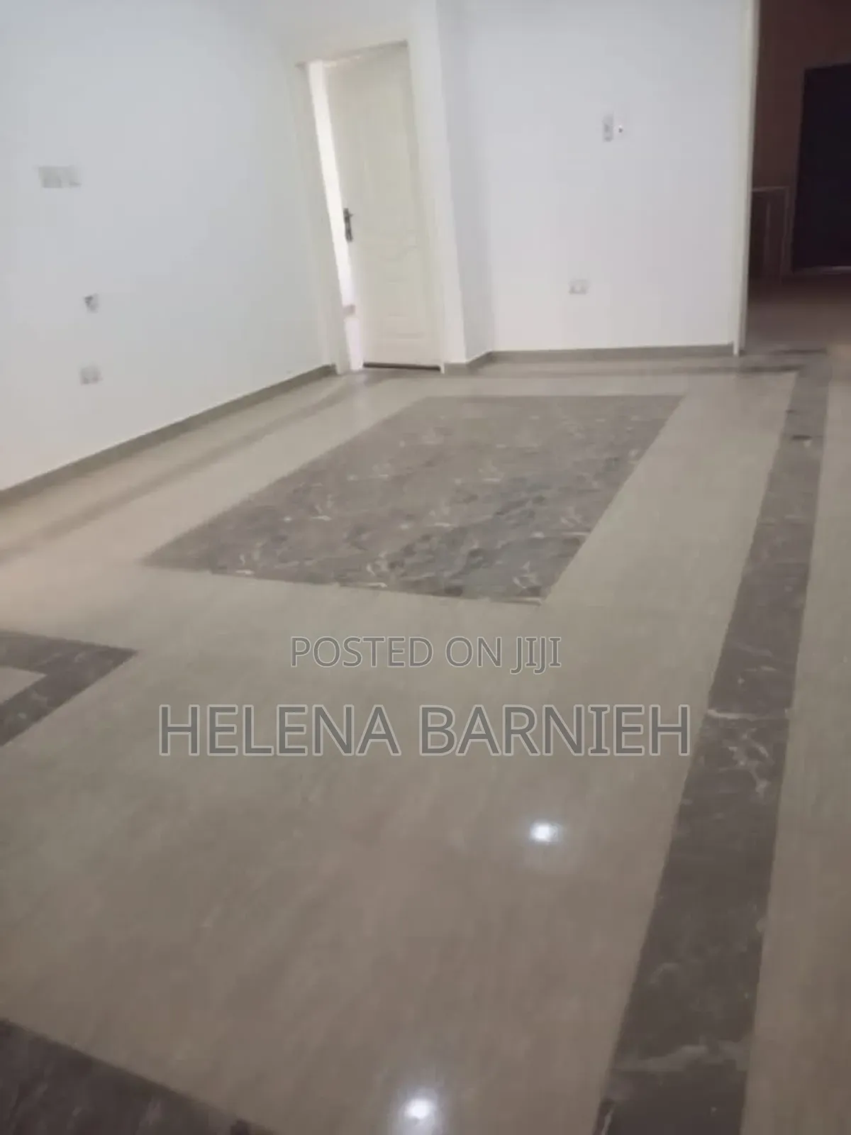 2bdrm Apartment in Helena Estate Agency, The Mall for rent