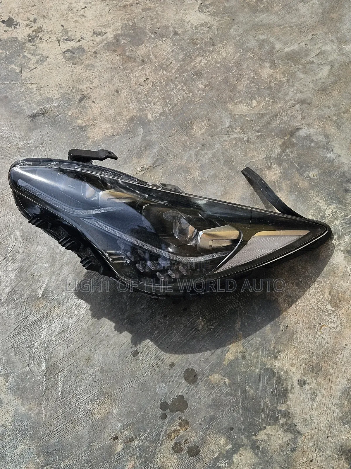 Kia Stinger Headlight 2024 Driver Side