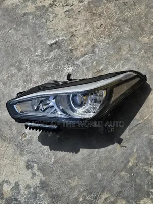 Ifiniti Q70 Headlight Driver Side