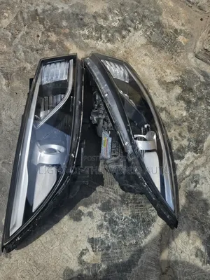 Sedona Headlight Charger Type