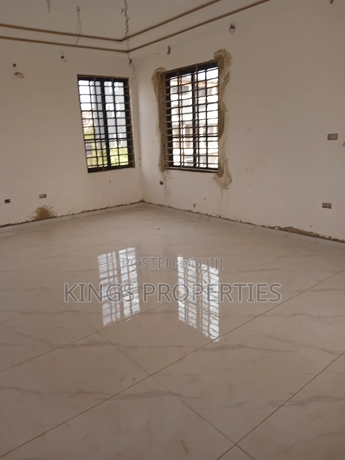 3bdrm Apartment in Classicpropertiesgh, West Hills Mall Area for rent