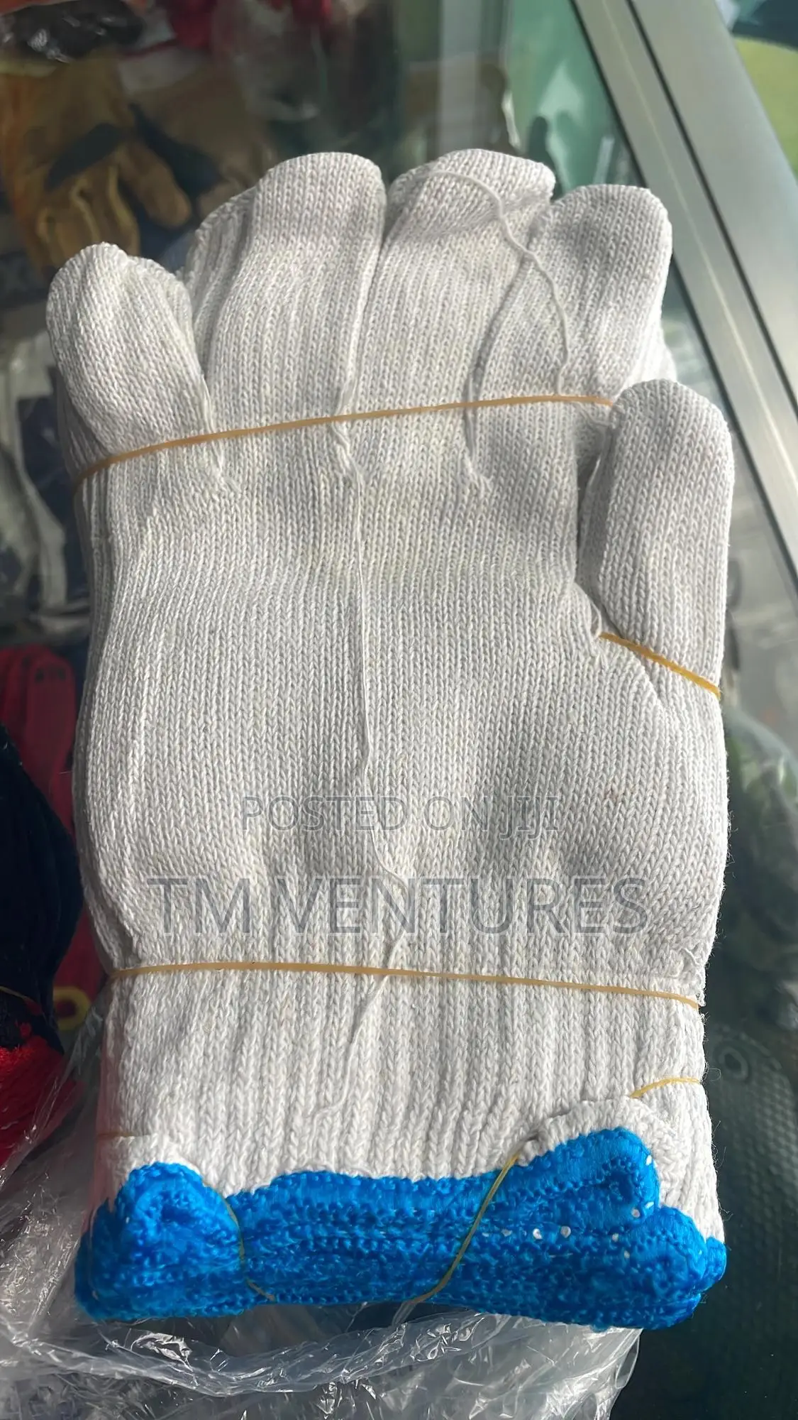Hand Gloves