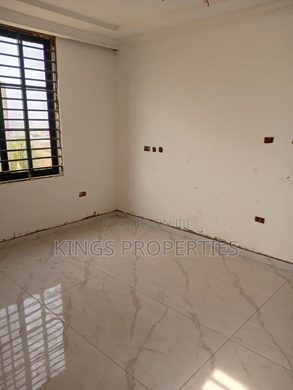 3bdrm Apartment in Classicpropertiesgh, West Hills Mall Area for rent