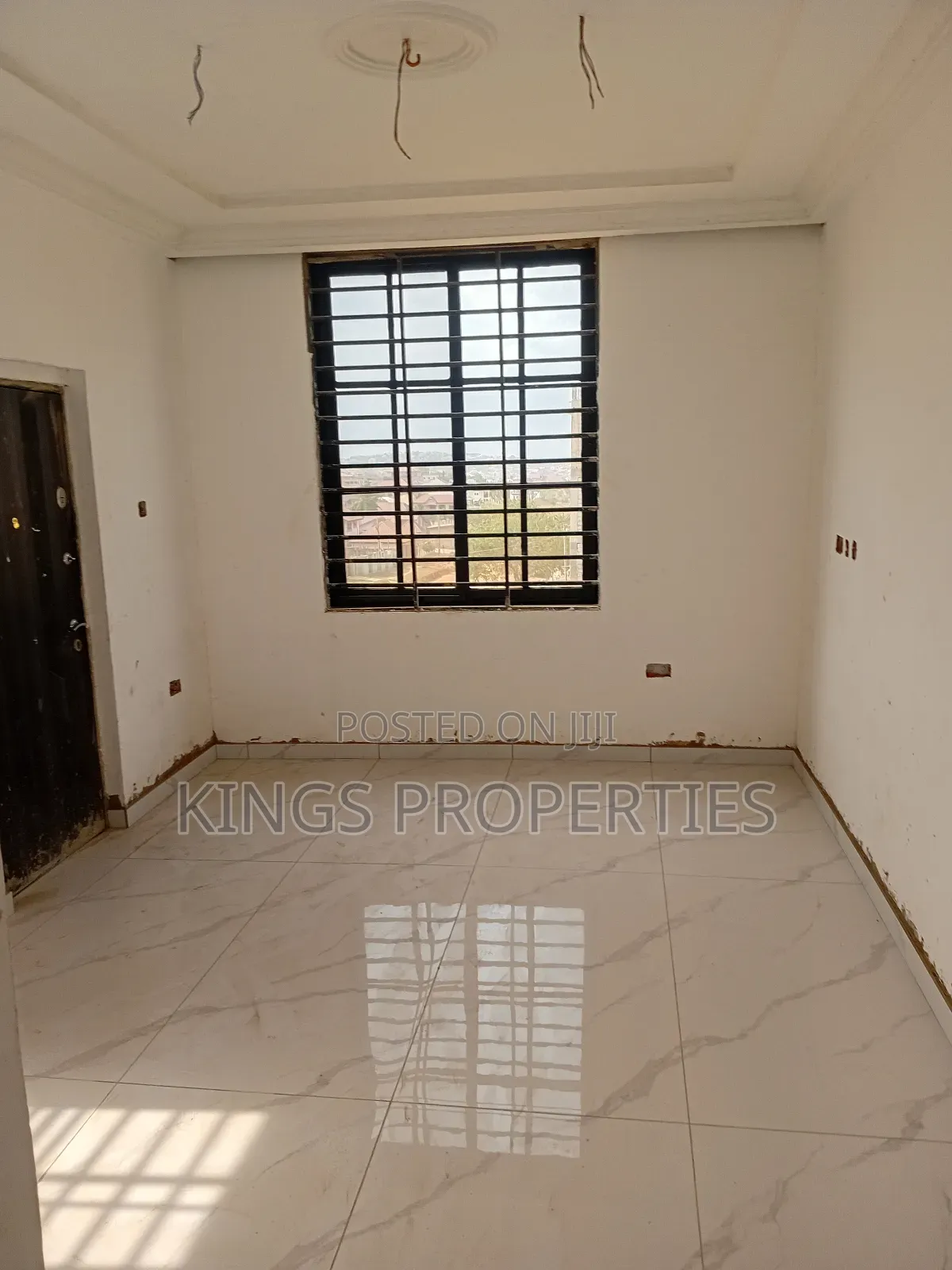 3bdrm Apartment in Classicpropertiesgh, West Hills Mall Area for rent