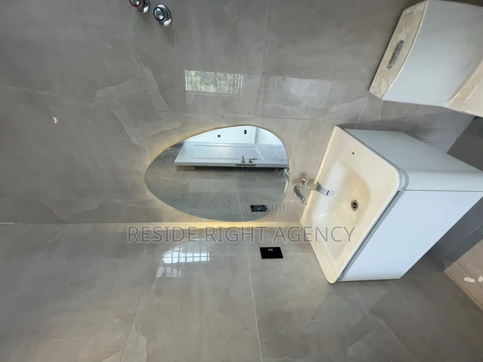 4bdrm House in Acp Estates, Kwabenya for sale