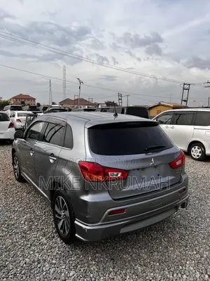 Mitsubishi Outlander 2015 Gray
