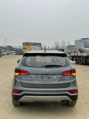 Hyundai Santa Fe 2016 Gray