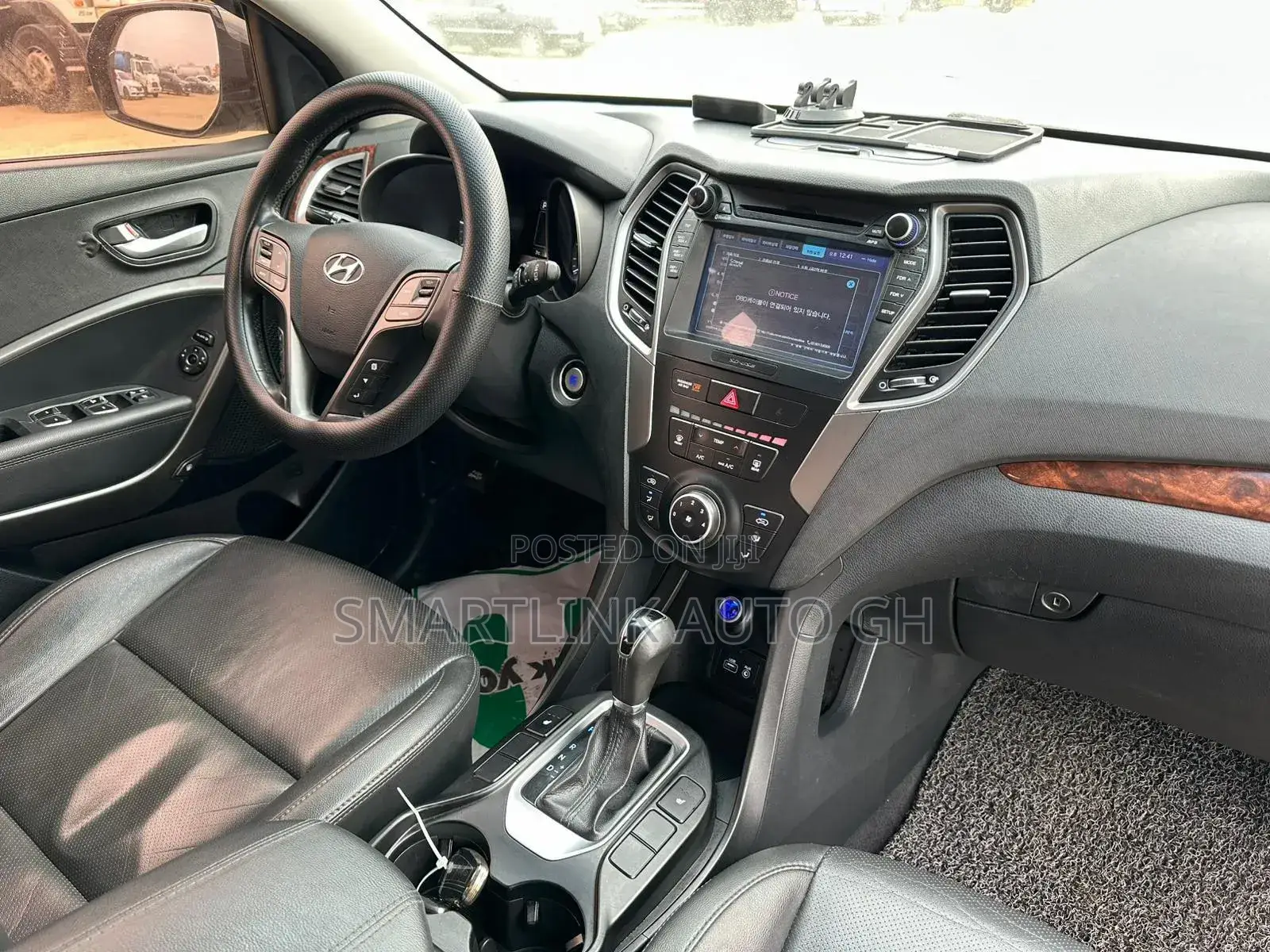 Hyundai Santa Fe 2016 Gray