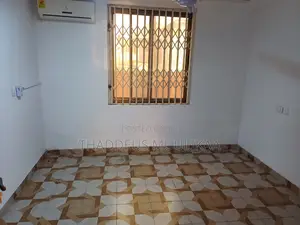2bdrm Block of Flats in Ga East Municipal for rent