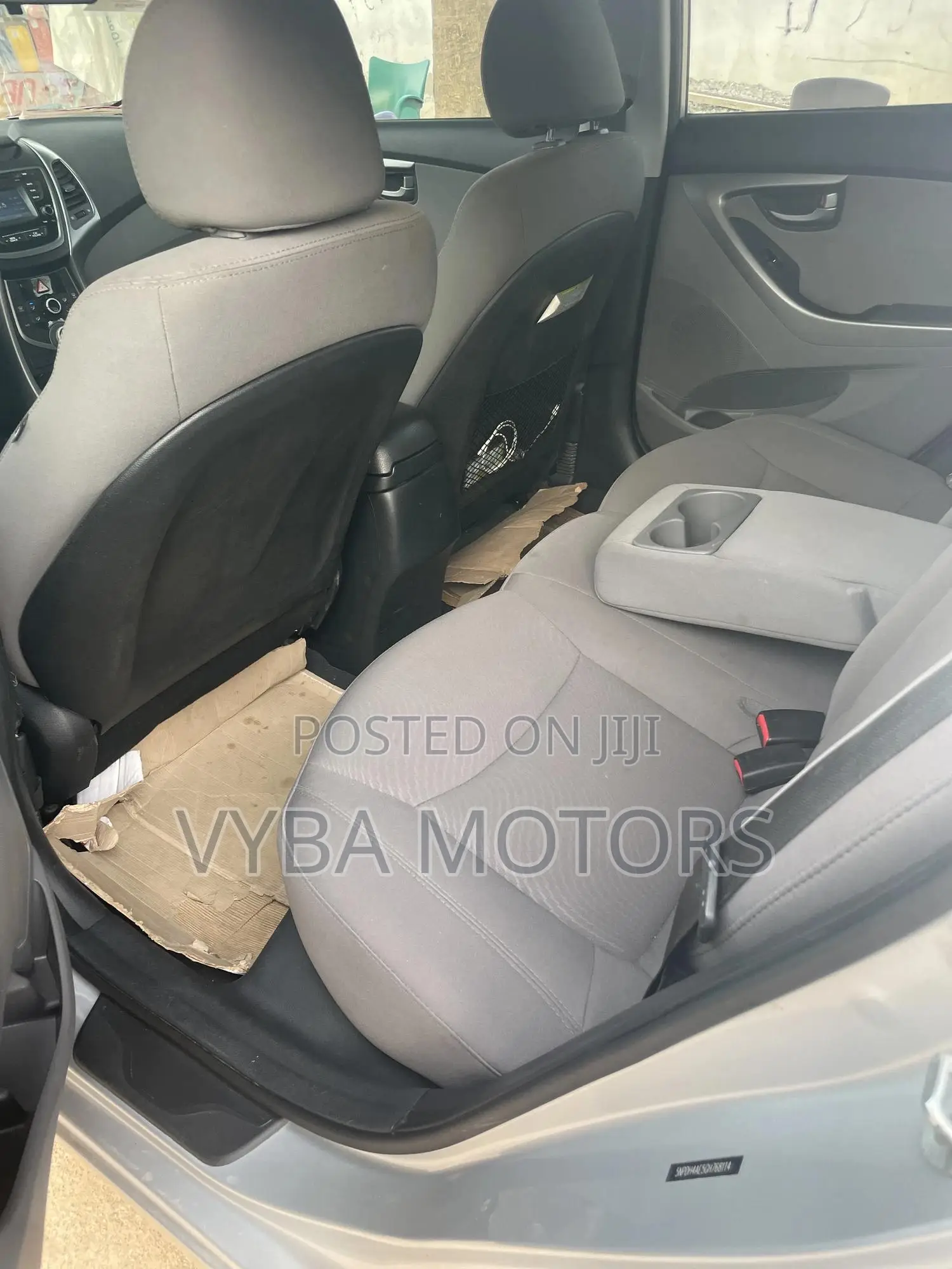 Hyundai Elantra 2016 Silver