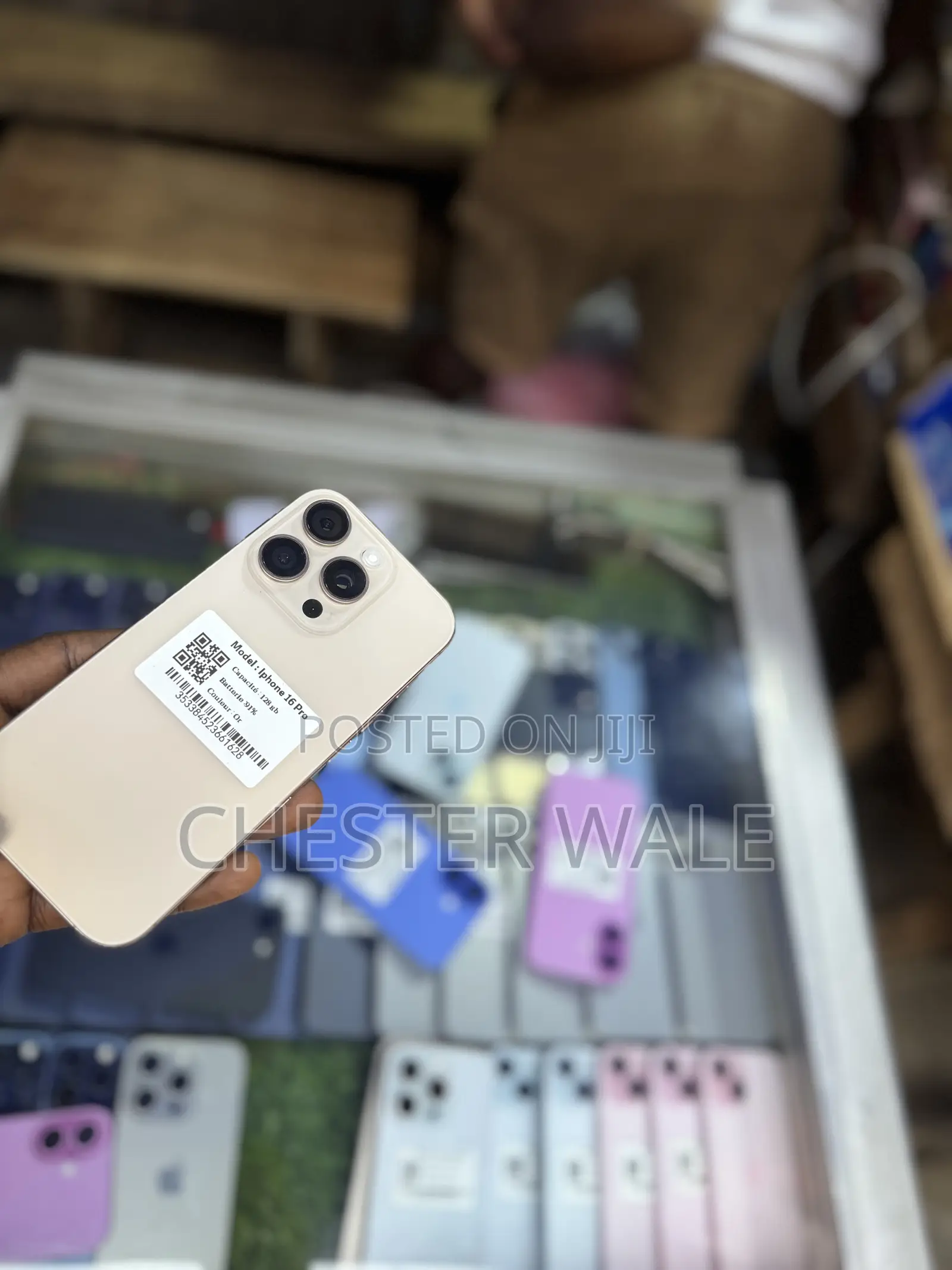 Apple iPhone 16 Pro 128 GB Gold