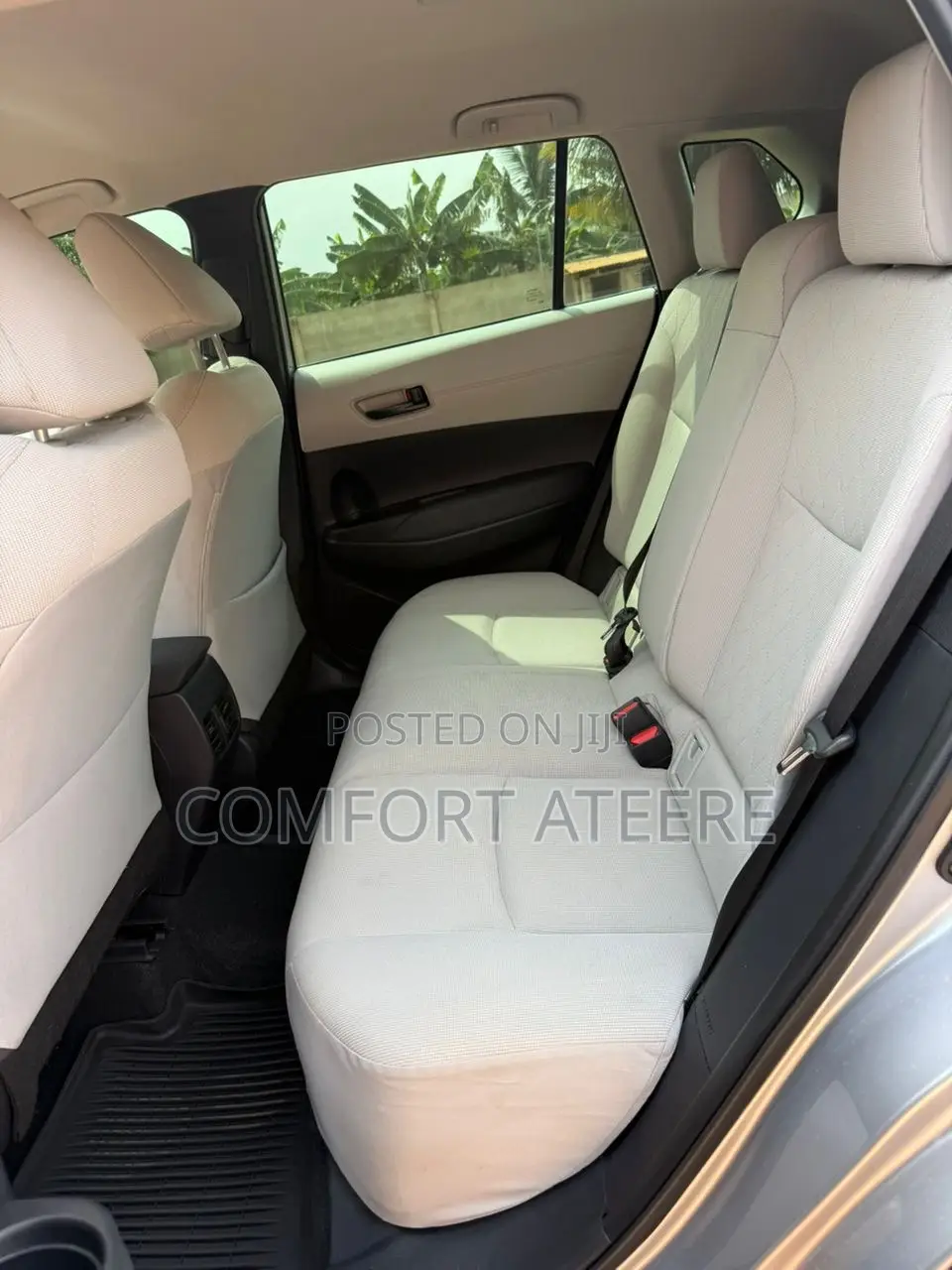 Toyota Corolla Cross 2.0 Petrol AWD 2022 Silver