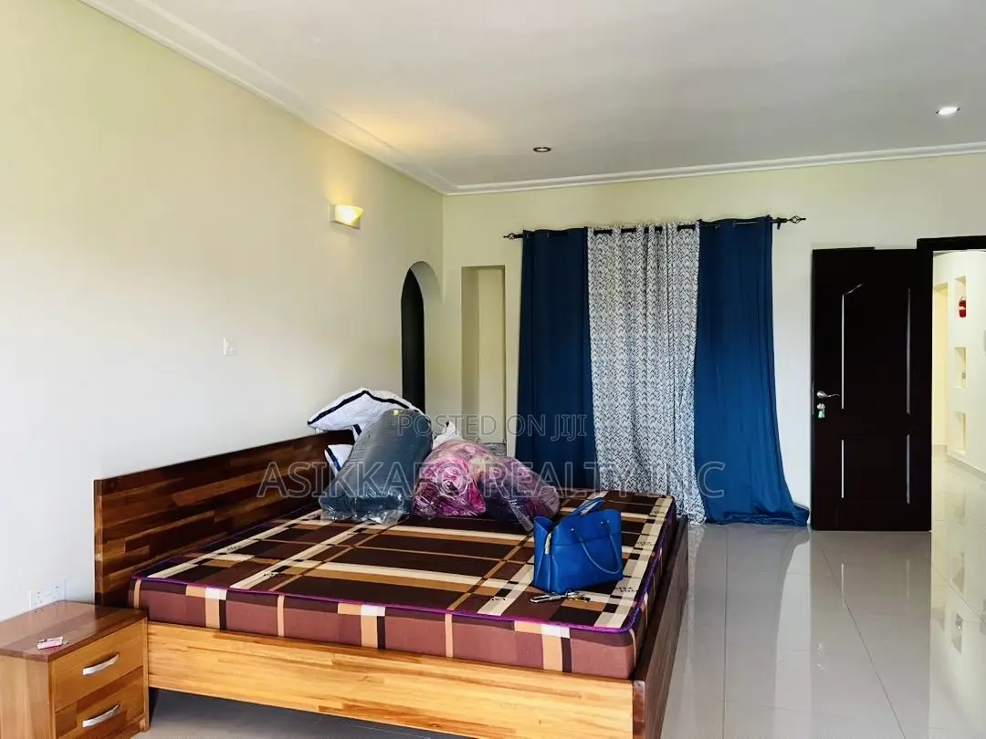 Furnished 4bdrm House in Bona Vista Estate, Sakumono for rent