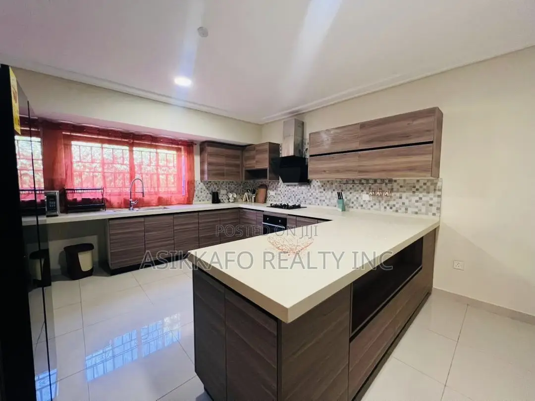 Furnished 4bdrm House in Bona Vista Estate, Sakumono for rent