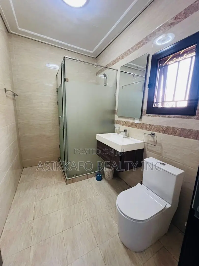 Furnished 4bdrm House in Bona Vista Estate, Sakumono for rent
