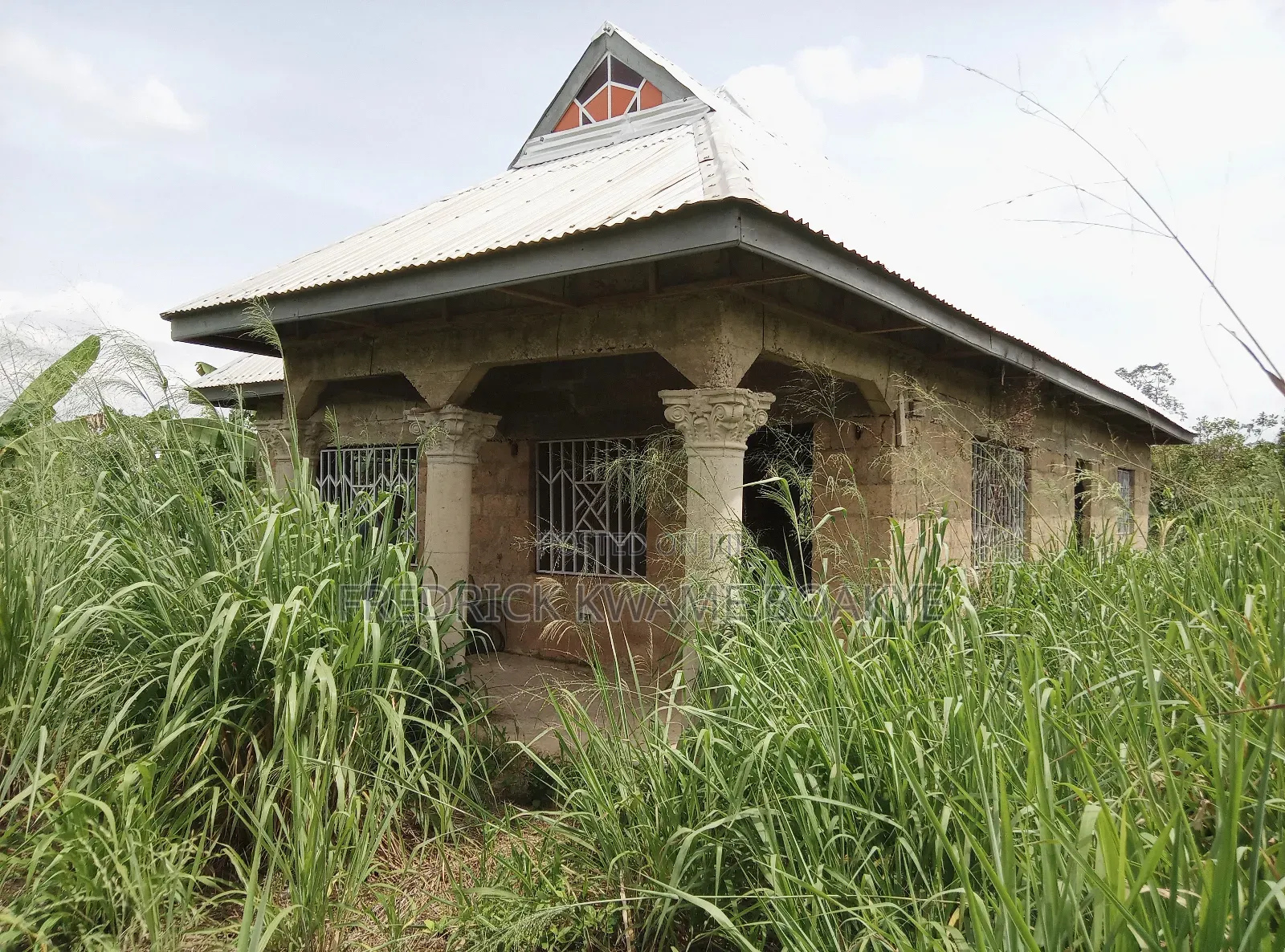 2bdrm House in Brother K Estate, Kumasi Metropolitan for sale