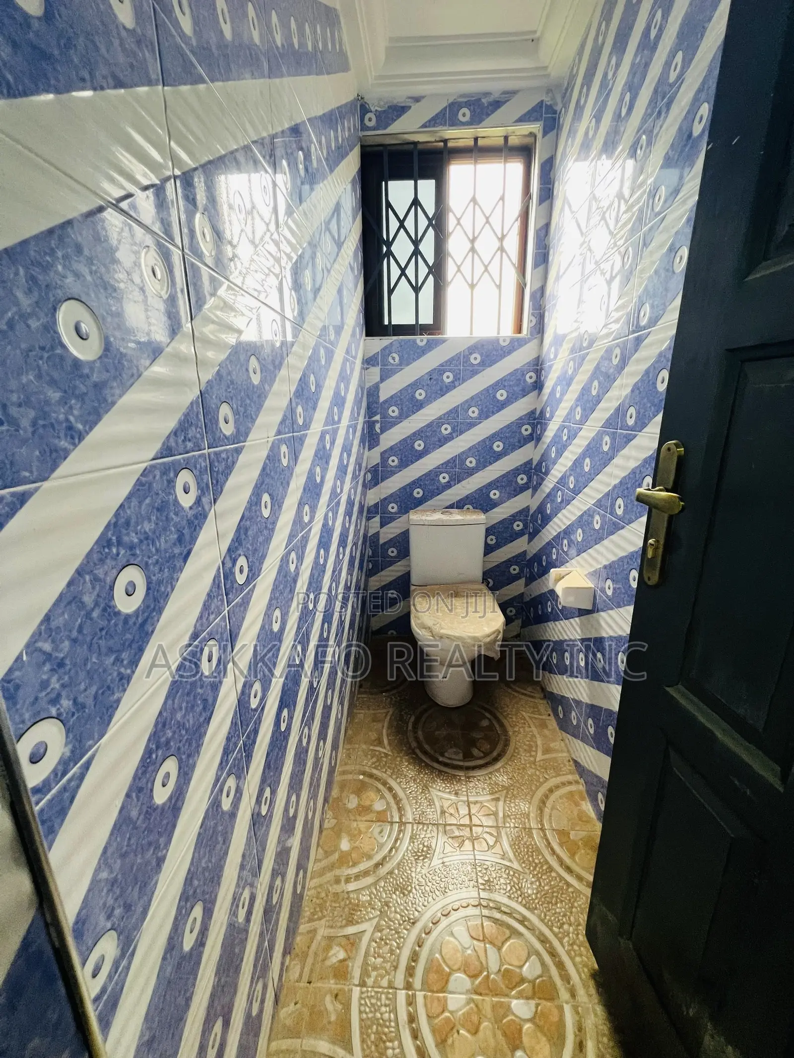 2bdrm Apartment in Emef Area, Lashibi for rent