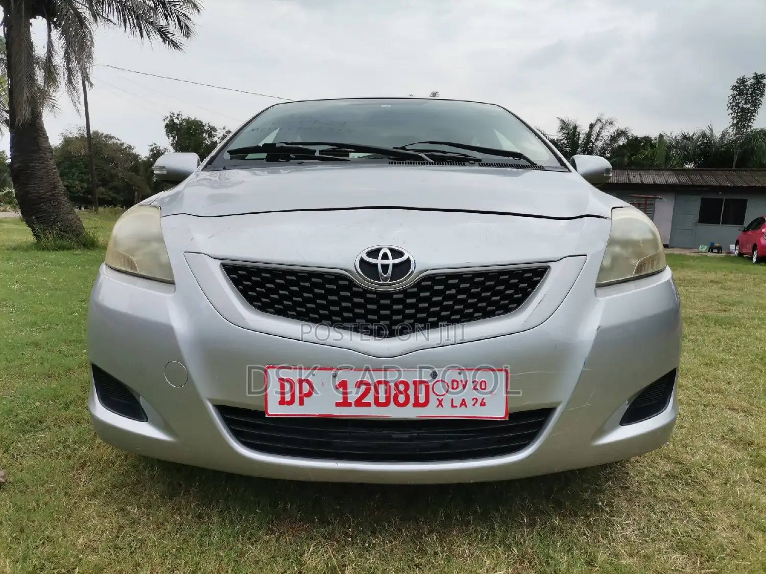 Toyota Belta 2010 Silver