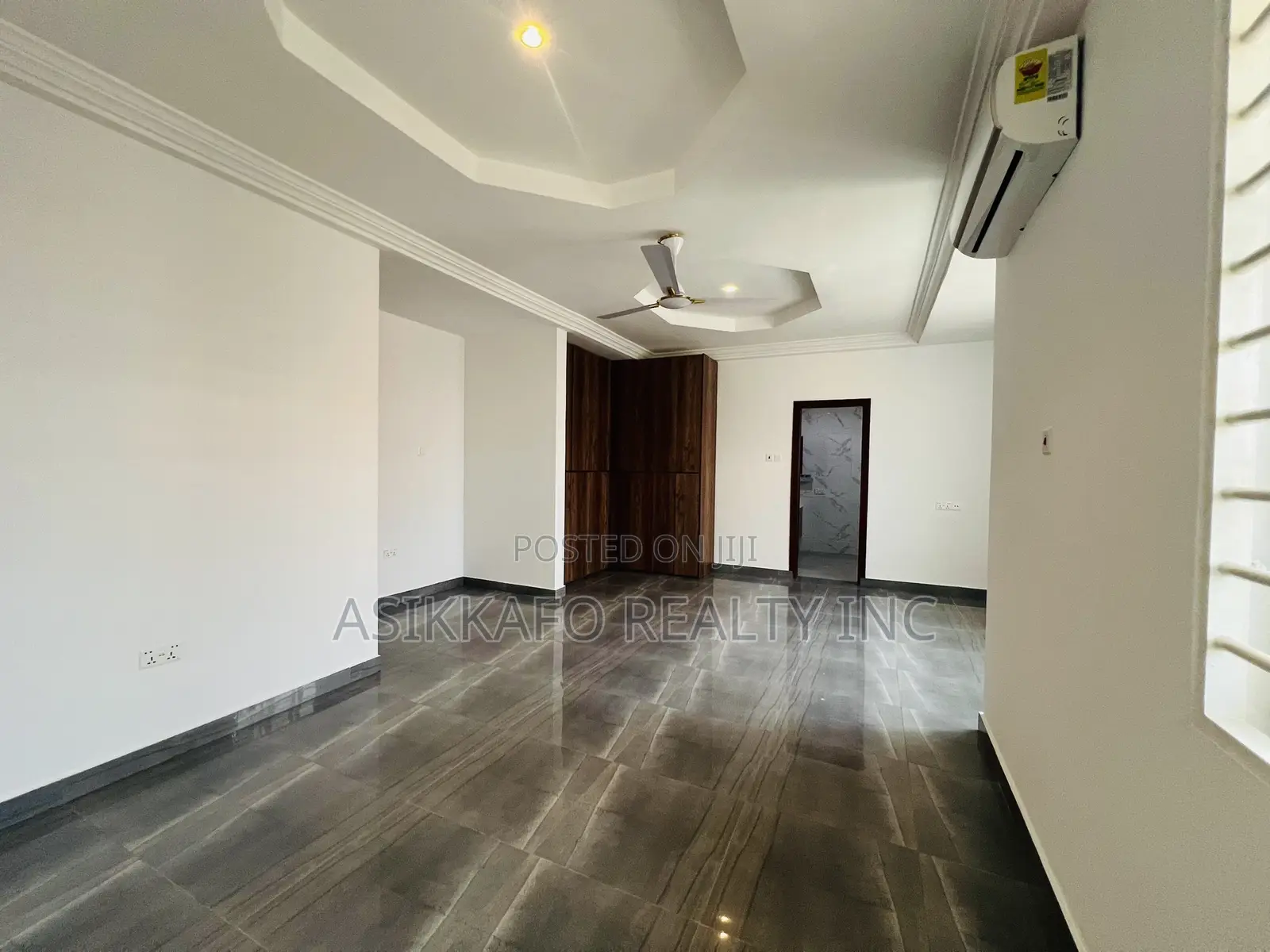 3bdrm House in Palace Mall Area, Spintex for rent