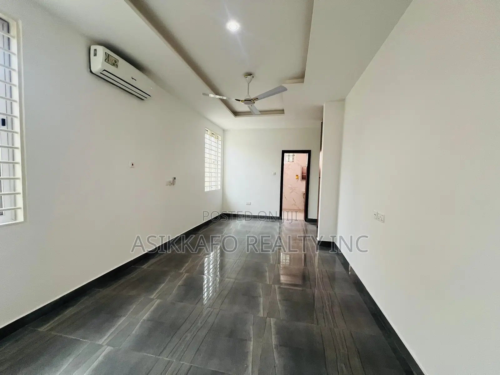 3bdrm House in Palace Mall Area, Spintex for rent