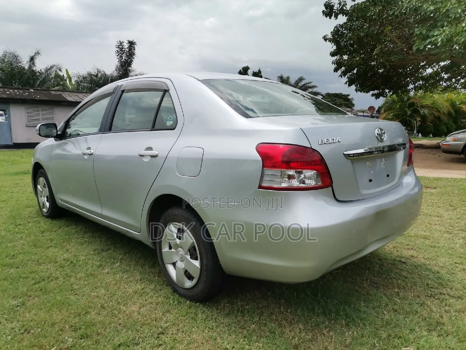 Toyota Belta 2011 Gray