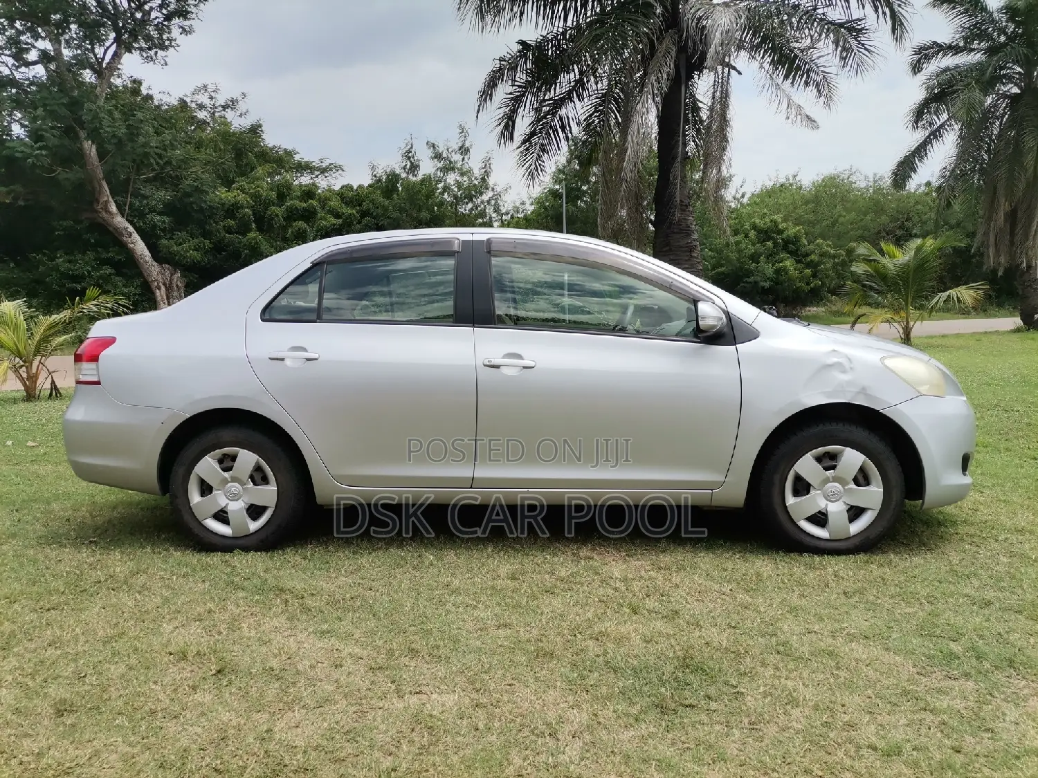 Toyota Belta 2011 Gray