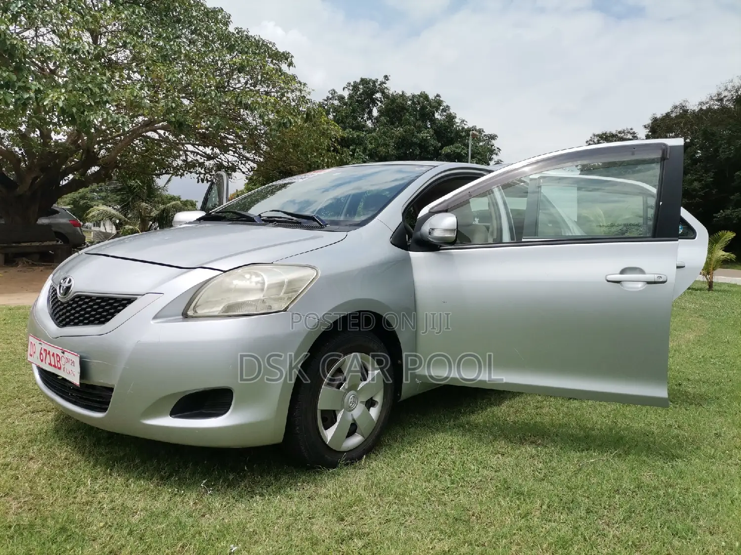 Toyota Belta 2011 Gray