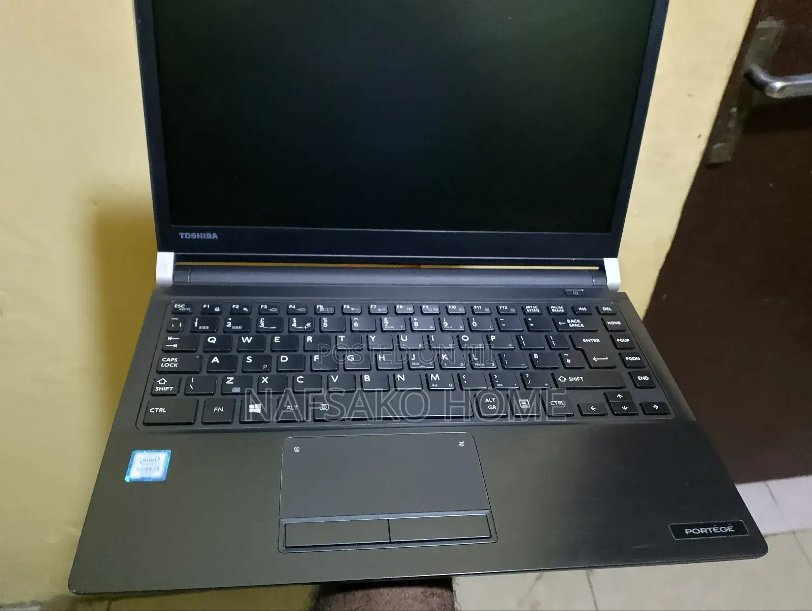 Laptop Toshiba Portege A30 4GB Intel Core i3 SSD 128GB