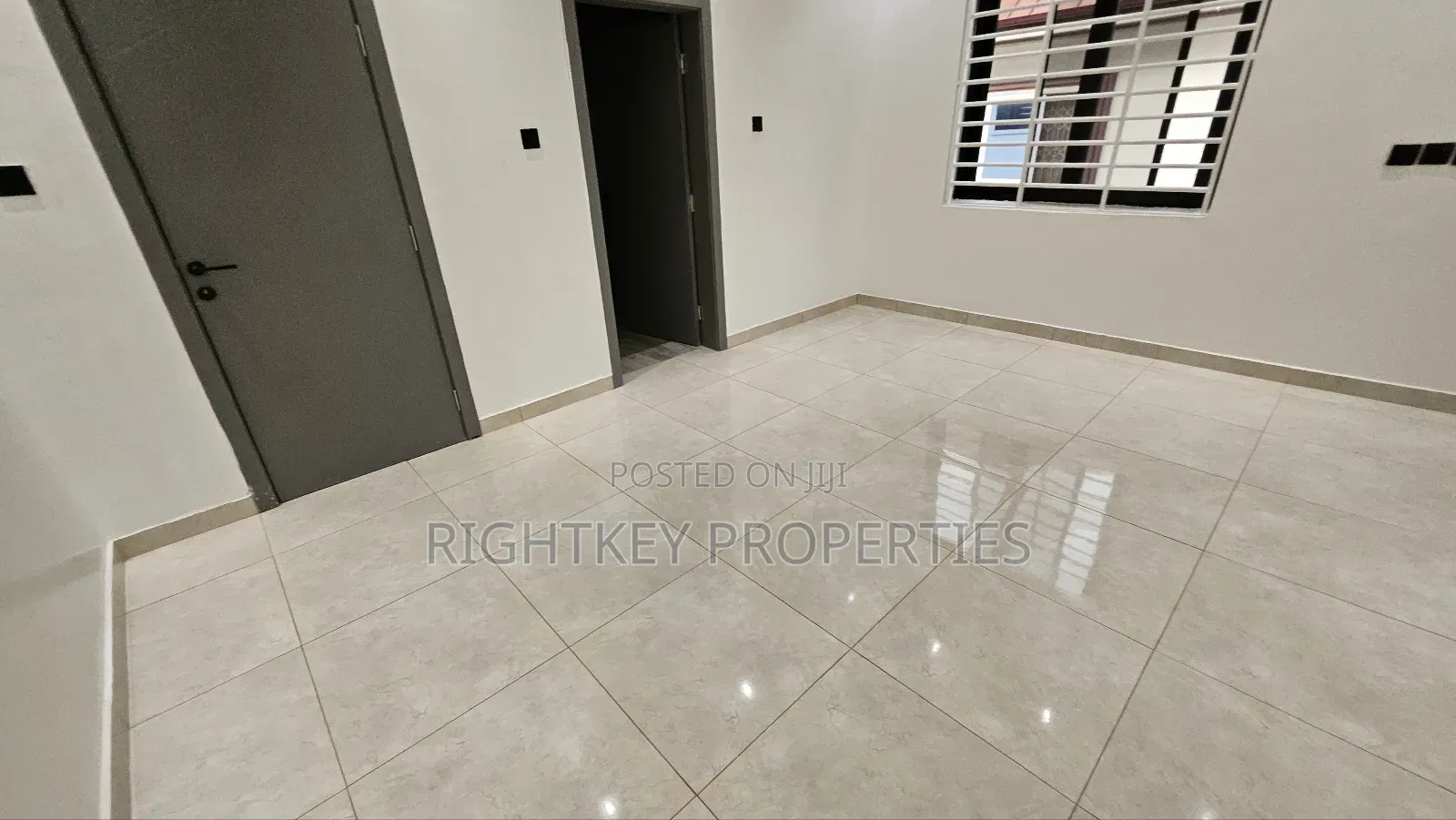 5bdrm House in Rightkey, Kumasi Metropolitan for sale