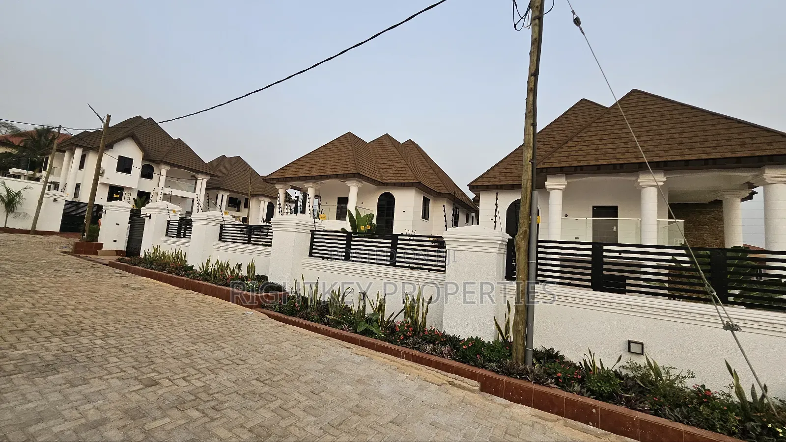 5bdrm House in Rightkey, Kumasi Metropolitan for sale
