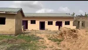7bdrm House in Kasoa for sale