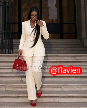 Ladies Classic Suit Outfits
