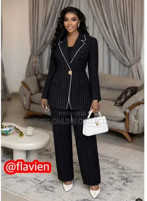 Ladies Classic Suit Outfits