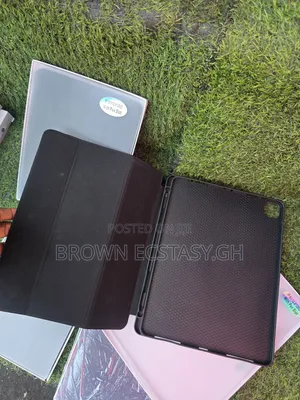 iPad 9.7/10.9/12.9 Flip Case