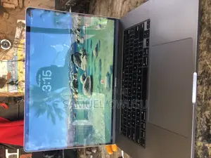 Laptop Apple MacBook Pro 2019 16GB Intel Core i7 SSD 512GB