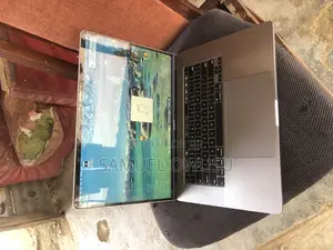 Laptop Apple MacBook Pro 2019 16GB Intel Core i7 SSD 512GB