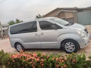 Hyundai Starex 2000 Silver