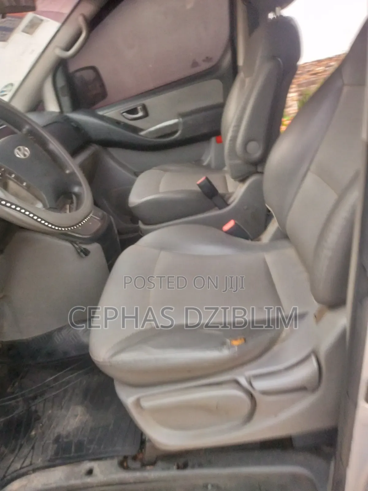 Hyundai Starex 2000 Silver