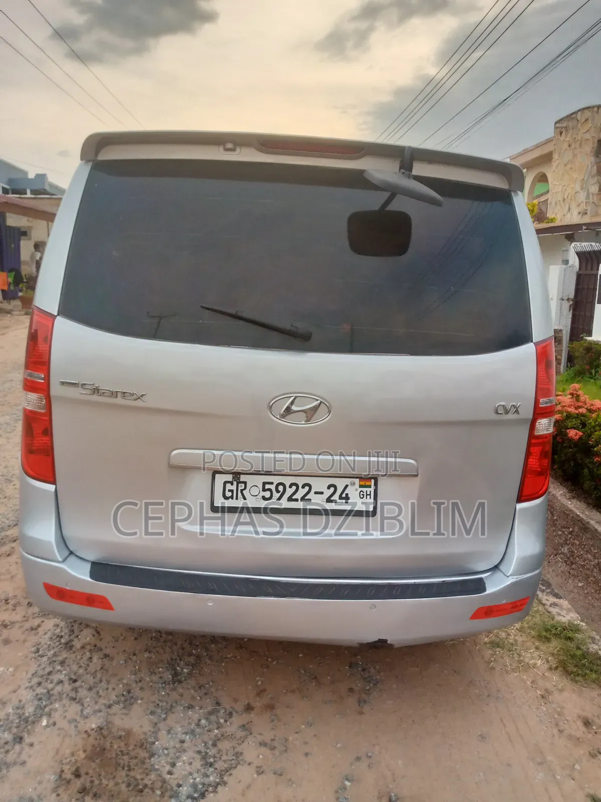 Hyundai Starex 2000 Silver