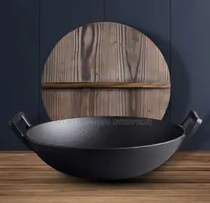 Cast Iron Wok Pan With Wooden Lid 36cm