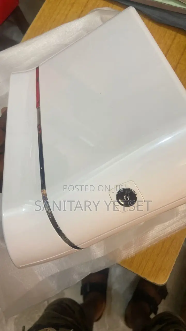 Tissue Dispenser