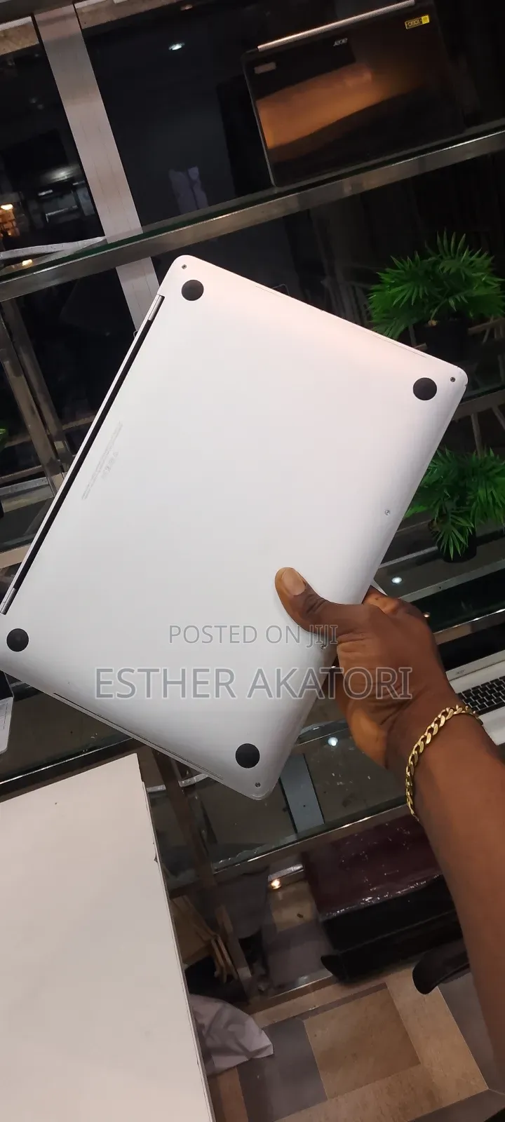 Laptop Apple MacBook Pro 2017 8GB Intel Core i5 SSD 256GB