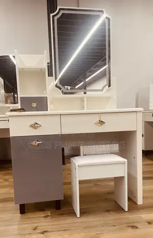Light Dressing Mirror