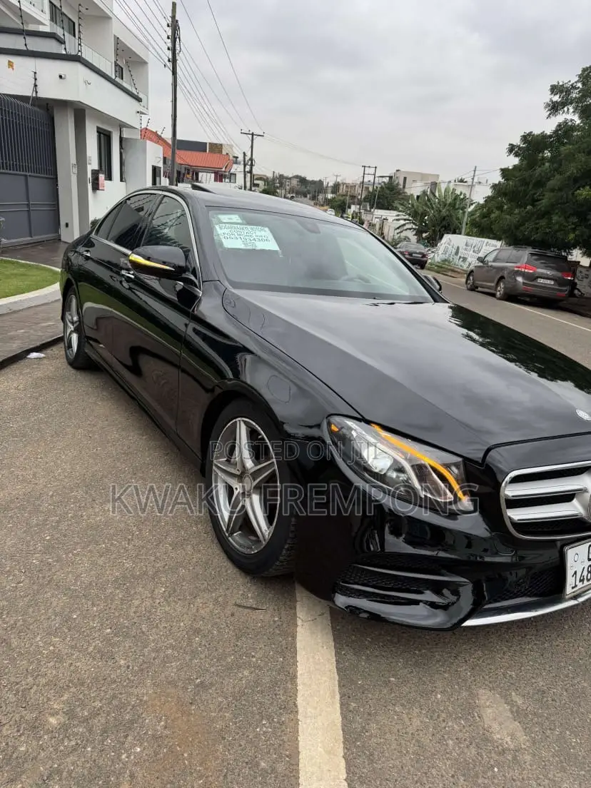 Mercedes-Benz E300 Base RWD Sedan (2.0L 4cyl 9A) 2017 Black