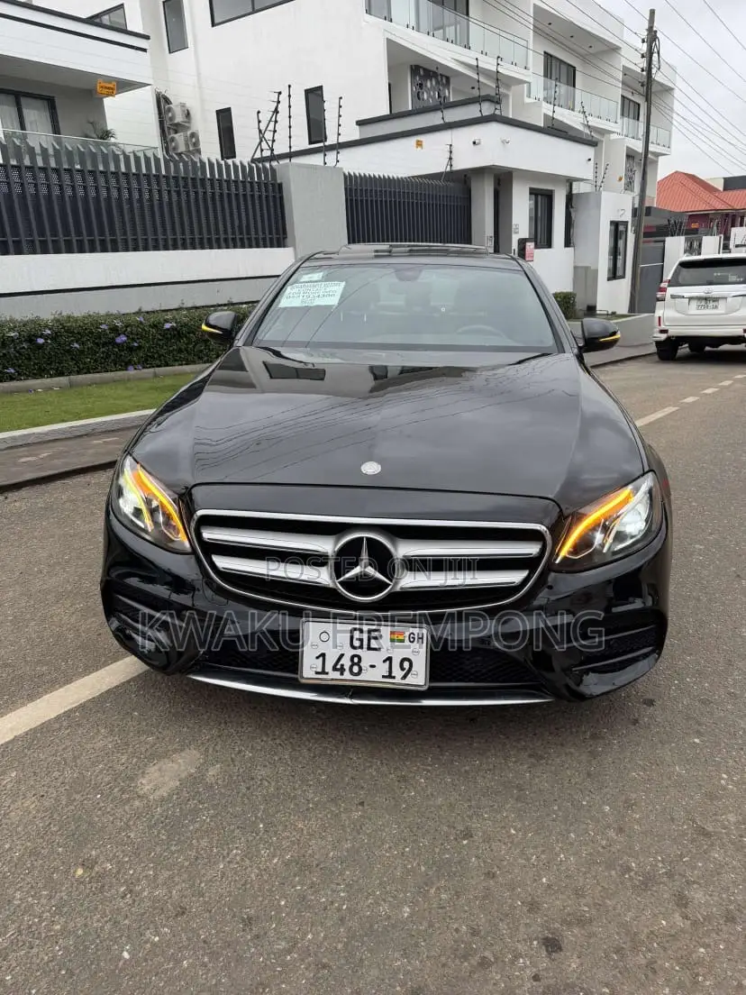 Mercedes-Benz E300 Base RWD Sedan (2.0L 4cyl 9A) 2017 Black